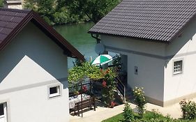 Prenociste Na Drini Foca